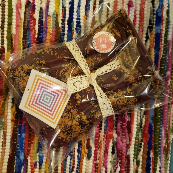 Meet your Posher, Chrissy - Picture 3 of 4